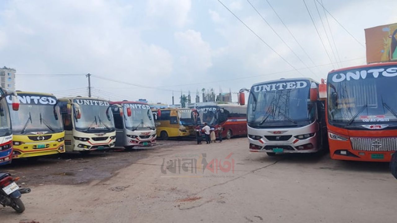 ঢাকা-ময়মনসিংহ রুটে বাস চলাচল অনির্দিষ্টকালের জন্য বন্ধ, ভোগান্তিতে যাত্রীরা