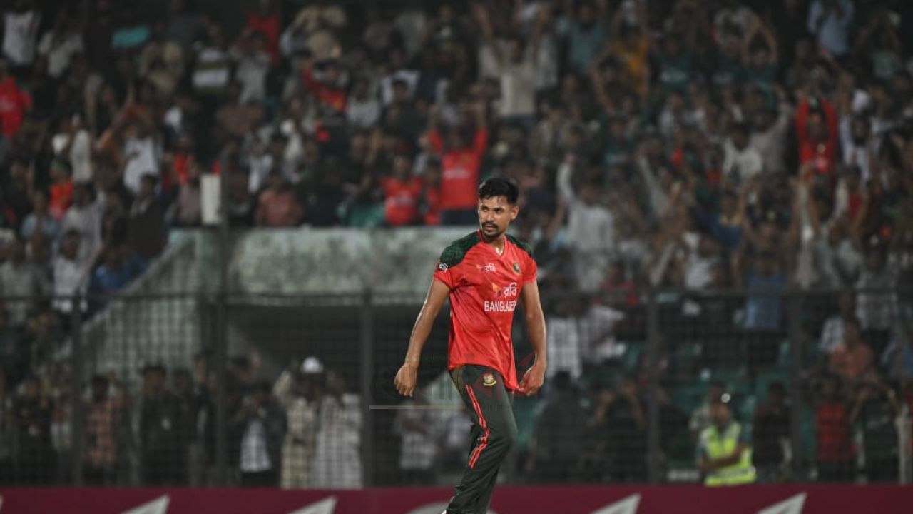 মুস্তাফিজকে ফের দলে নিল দুবাই ক্যাপিটালস