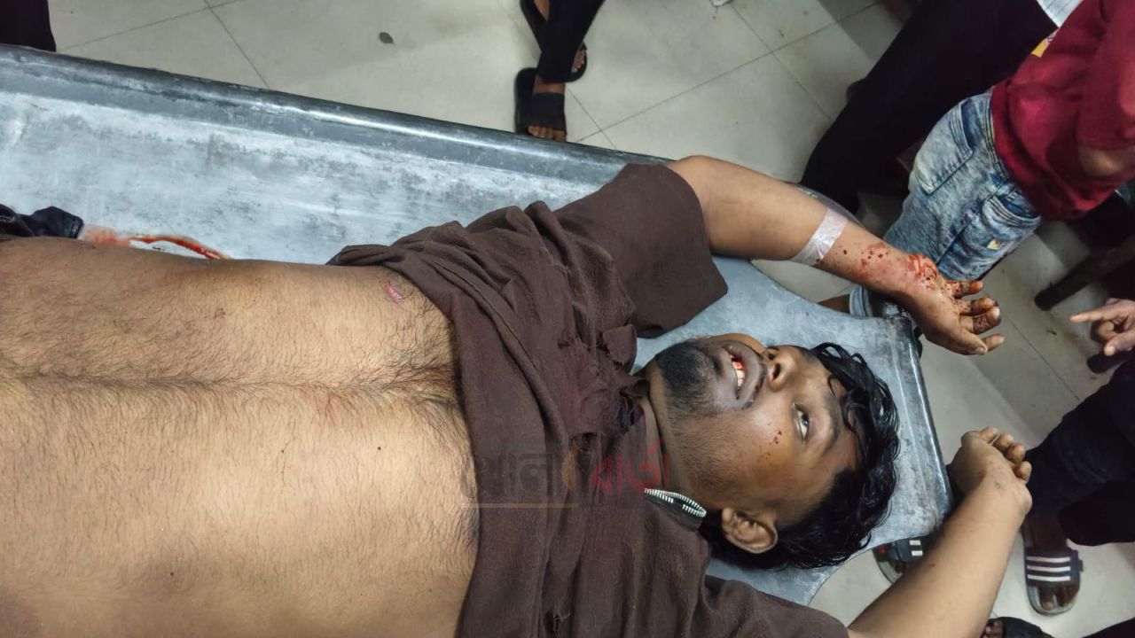 নলডাঙ্গায় সড়ক দুর্ঘটনায় মোটরসাইকেল চালক নিহত