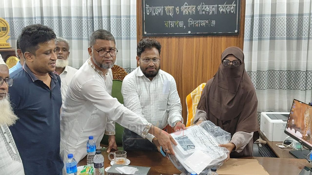 রায়গঞ্জে দুলাল হোসেন খানের উদ্যোগে স্বাস্থ্য কমপ্লেক্সে এক বছর পর ফিরল ইসিজি সেবা