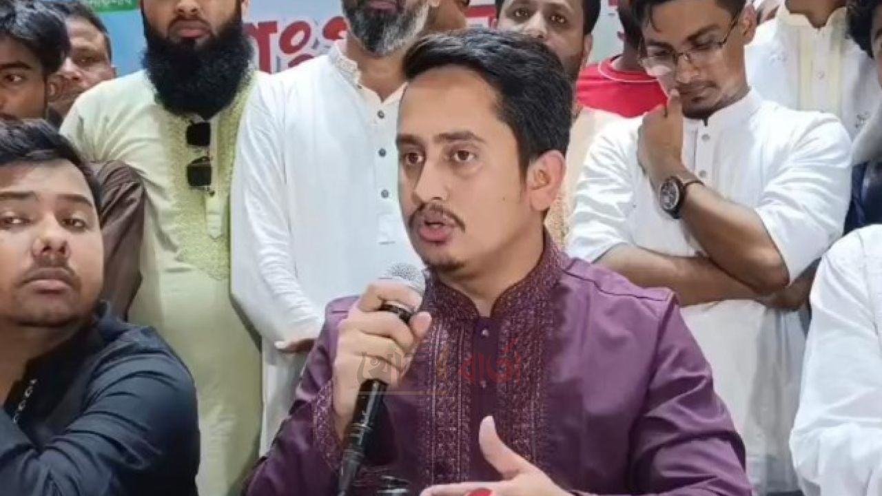 “ডিসেম্বরে আ.লীগের ফেরার বাতাস শুধু সোশ্যাল মিডিয়া ও ভারতে”