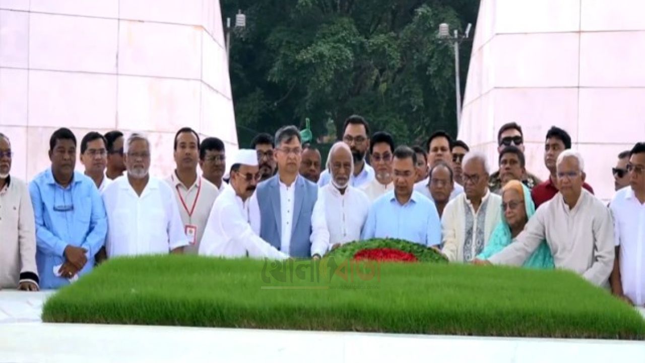 জিয়াউর রহমান ও খালেদা জিয়ার সমাধিতে প্রধানমন্ত্রীর শ্রদ্ধা
