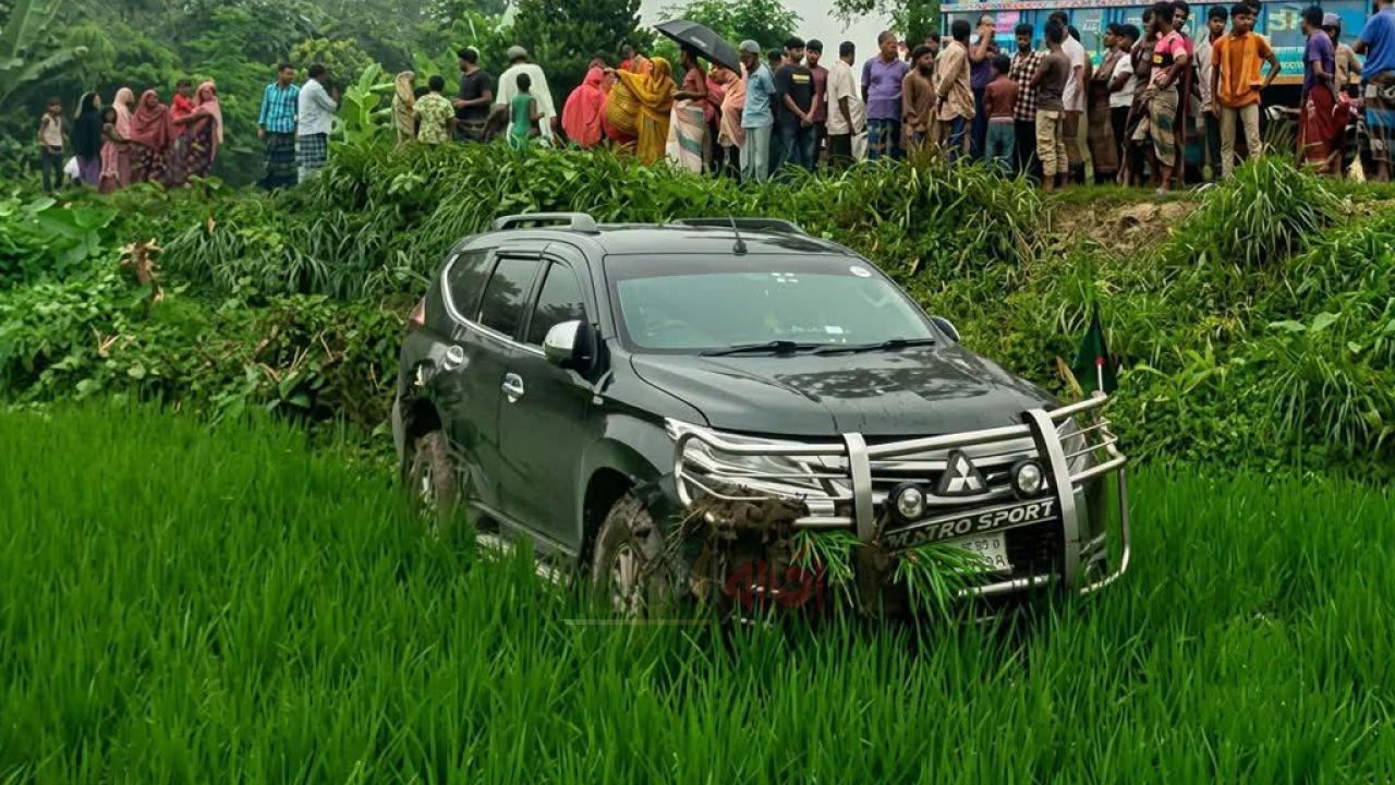 শিবগঞ্জে জনপ্রশাসন প্রতিমন্ত্রীর গাড়ির ধাক্কায় আহত বৃদ্ধার চিকিৎসাধীন অবস্থায় মৃত্যু