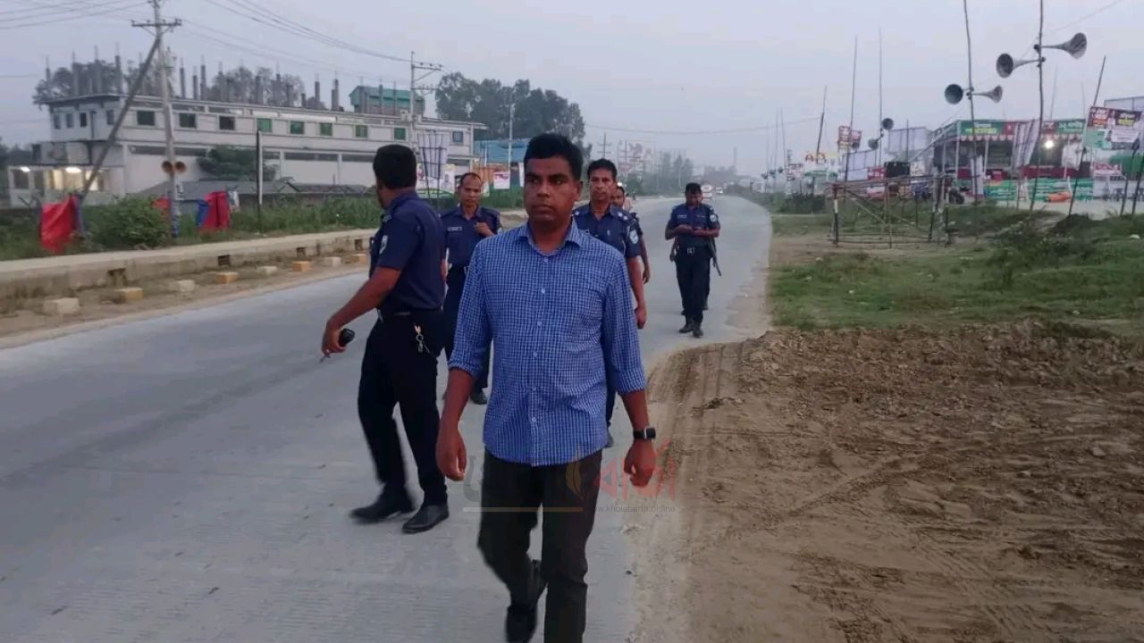 লংমার্চ ঘিরে হাটিকুমরুলে পুলিশের তৎপরতা, মহাসড়কে বাড়তি নজরদারি