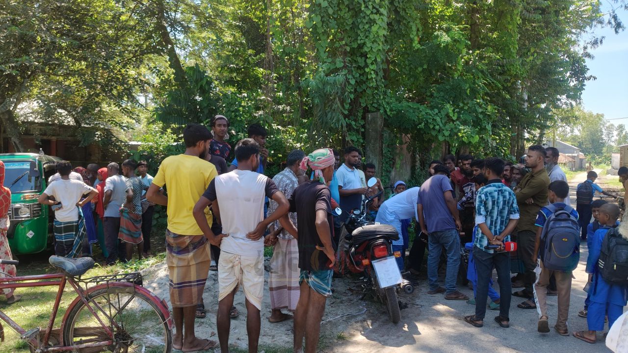 রায়গঞ্জে স্প্রে দিয়ে চালককে অচেতন, অটোরিকশা নিয়ে পালাল দুর্বৃত্তরা