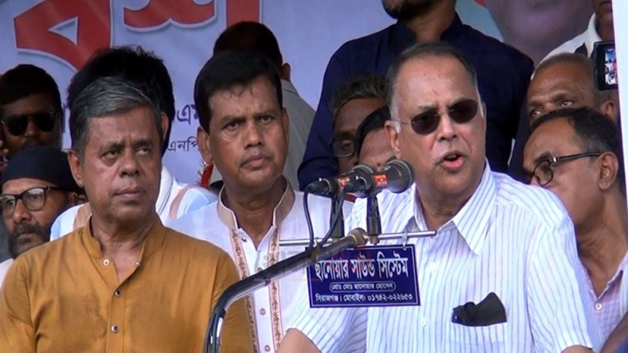 ‘হুমকি-ধামকি দিয়ে লাভ নেই, তারেক রহমানের পতন ঘটানো যাবে না’: টুকু