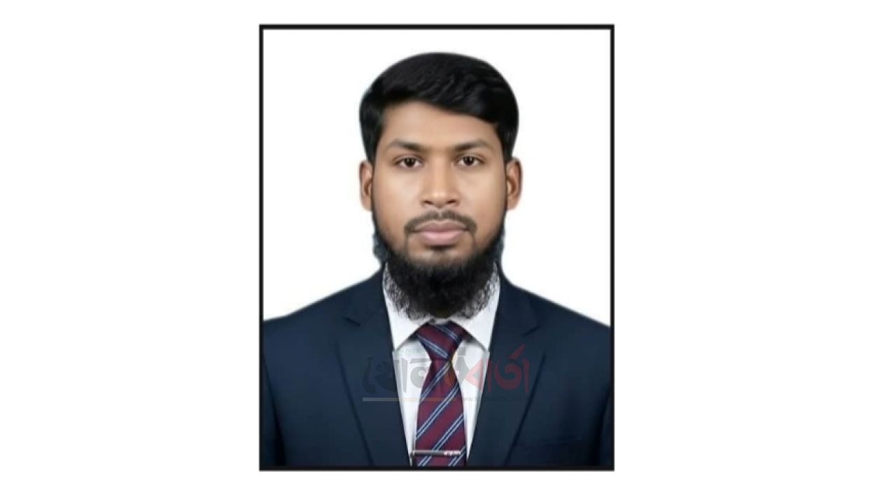রায়গঞ্জে বাবা দিনমজুর, ছেলে হলেন বিসিএস প্রশাসন ক্যাডার