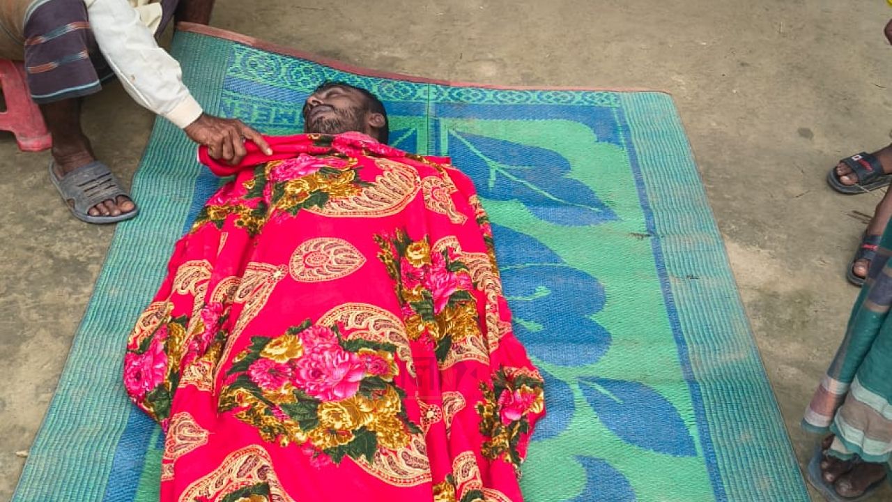 রায়গঞ্জে পুকুর থেকে যুবকের মরদেহ উদ্ধার