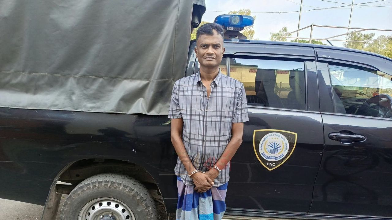 ধুনটে ডিএনসির অভিযানে ইয়াবাসহ আটক ১, ভ্রাম্যমাণ আদালতে কারাদণ্ড