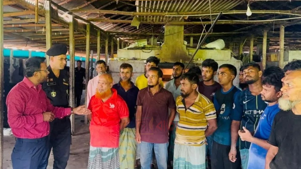 রায়গঞ্জে তিন প্রতিষ্ঠানে ৯০ হাজার টাকা জরিমানা